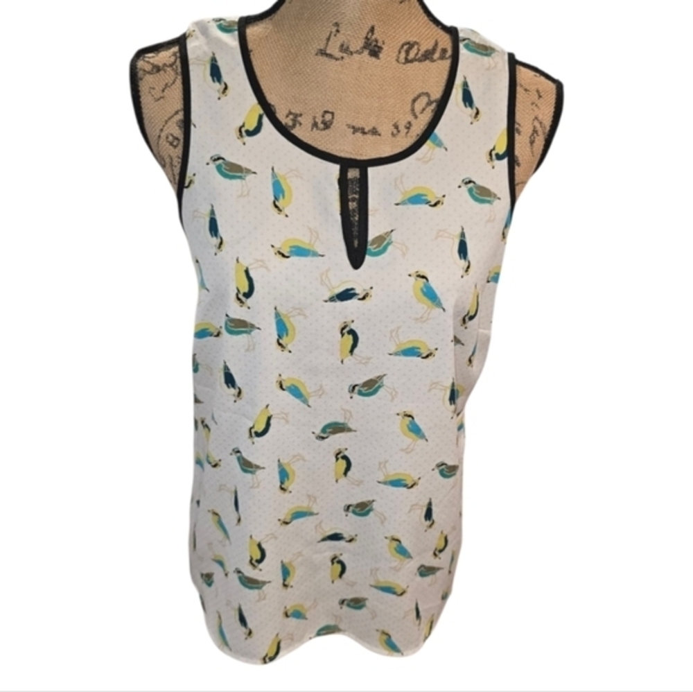 kENSIE Sleeveless Bird Print Blouse Top Keyhole Accent Casual Stylish Size Small